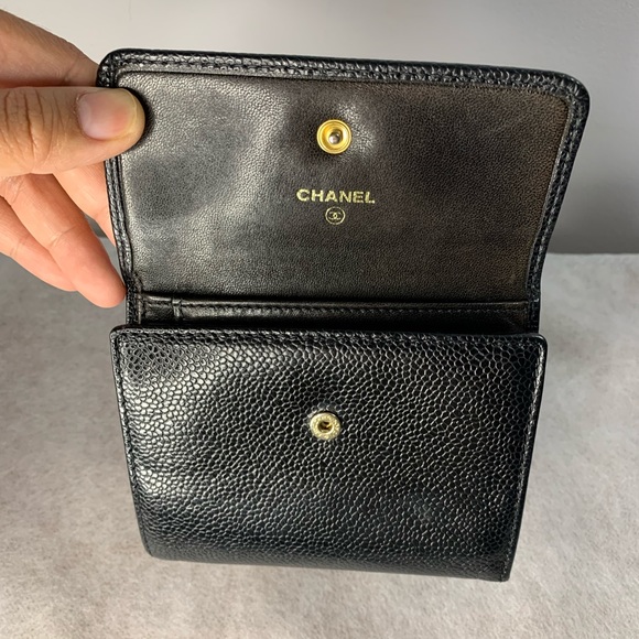 Authentic Chanel Caviar Compact Wallet - Picture 11 of 14